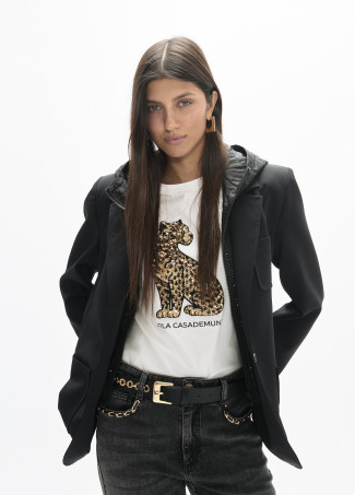 Rundhals-Shirt mit Seitenschlitzen und Pailletten-Leopard