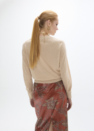 Pull avec Clous Ronds