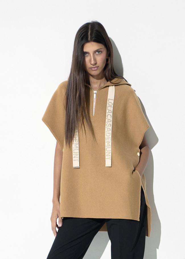 Kamel Strick Cape
