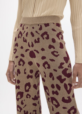 Pantalón jacquard animal print