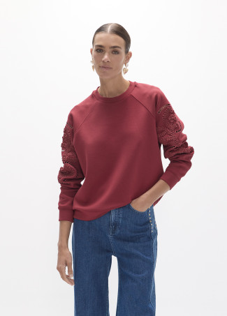 Sudadera con bordado floral