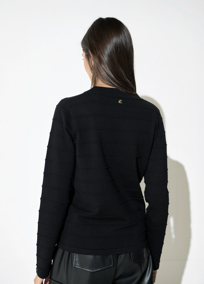 Blusa com pala transparente