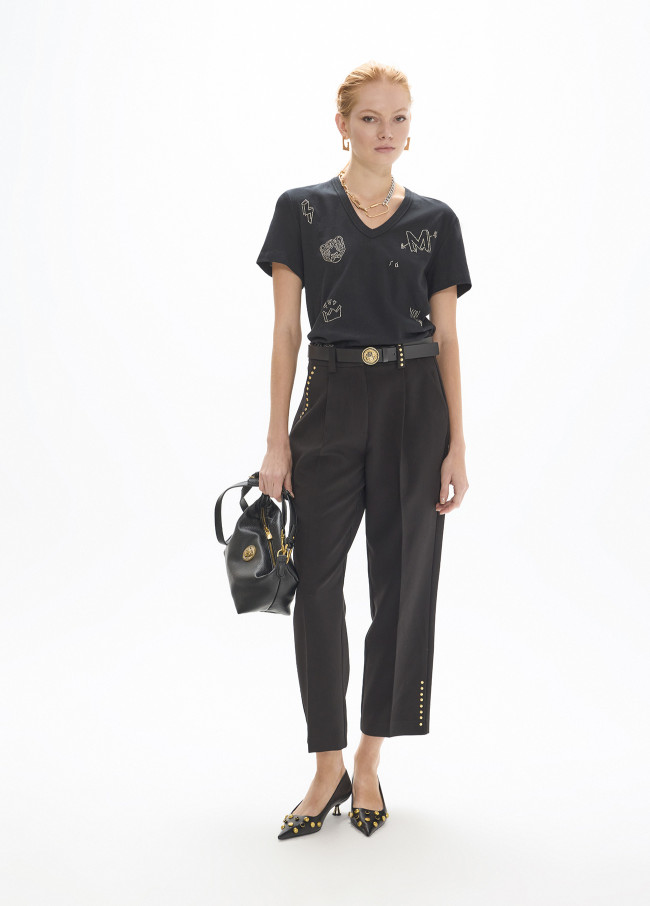 T-shirt con scollo a V con spacchi laterali,...