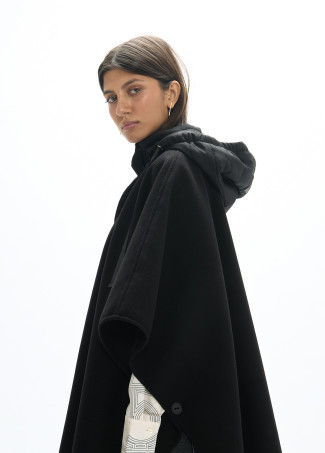 Capa de paño con cuello nylon