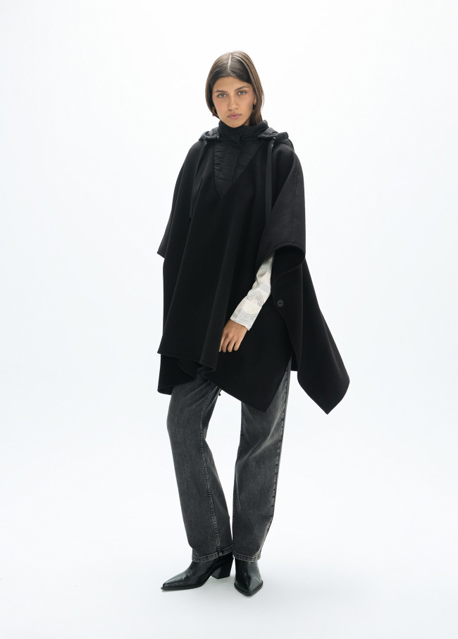 Wool Cape with Combined Nylon Collar