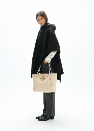 Wool Cape with Combined Nylon Collar