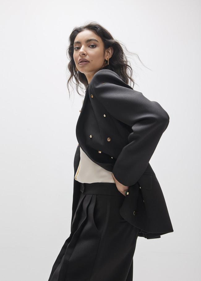 Blazer ajusté avec clous