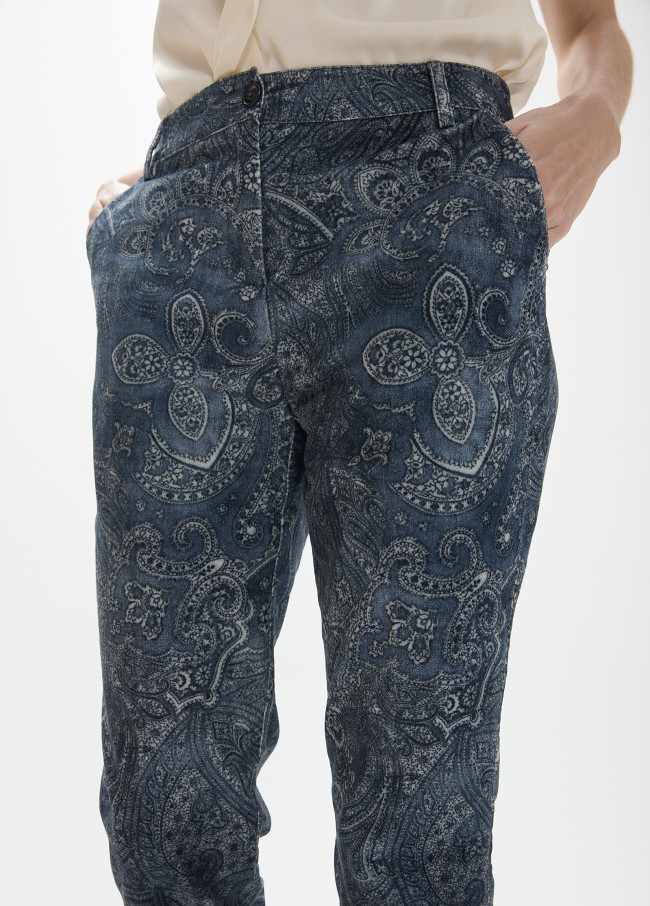 Pantalon évasé en velours côtelé imprimé