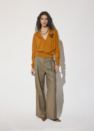 Pullover mit Dekorativen Applikationen