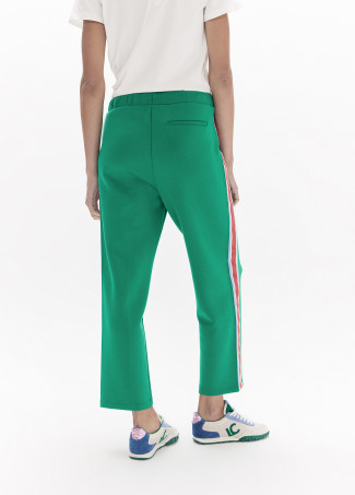 Calça jogger com faixa lateral