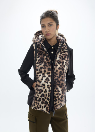 Chaleco corto estampado leopardo