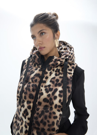 Short Leopard Print Vest