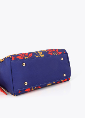 Nécessaire nylon estampado tigres