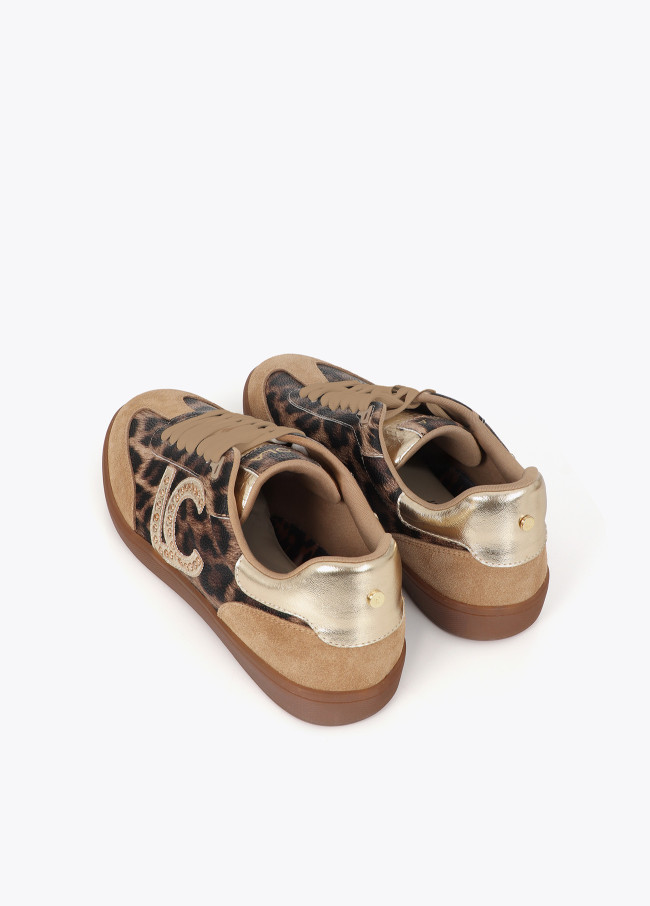 Baskets logo et détails clous imprimé animal
