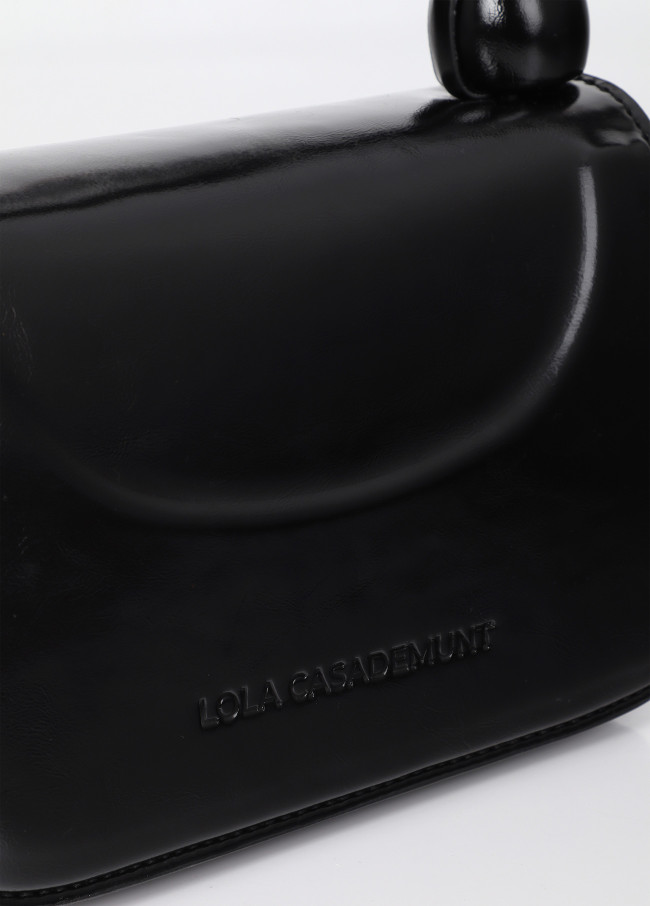 Mini Bolsa a Tiracolo com Detalhe de Anel Vazado