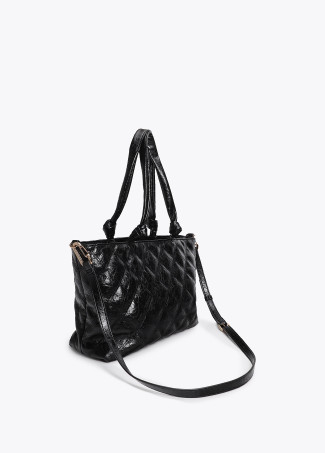 Shopper acolchoada com costura dupla e alça tubular