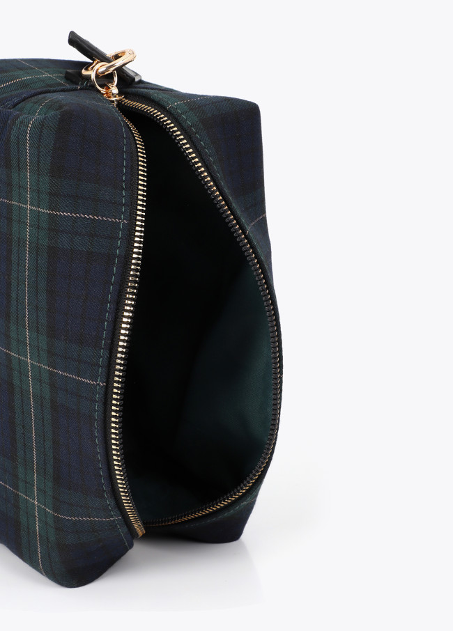 Nécessaire en Tissu Tartan avec Écusson...