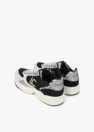 Sneaker con Suola Running in Materiali Combinati e Pelle