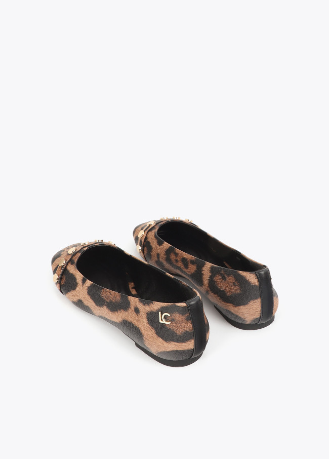 Bailarina en estampado animal print