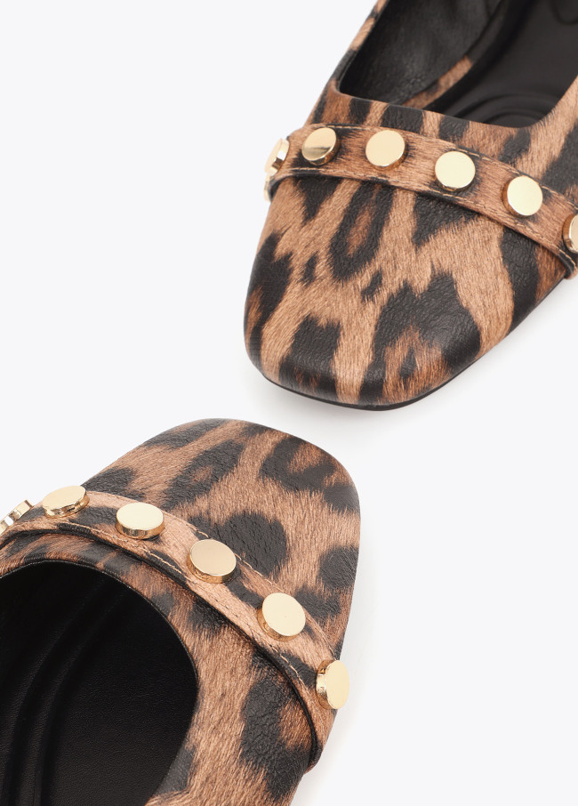 Bailarina en estampado animal print