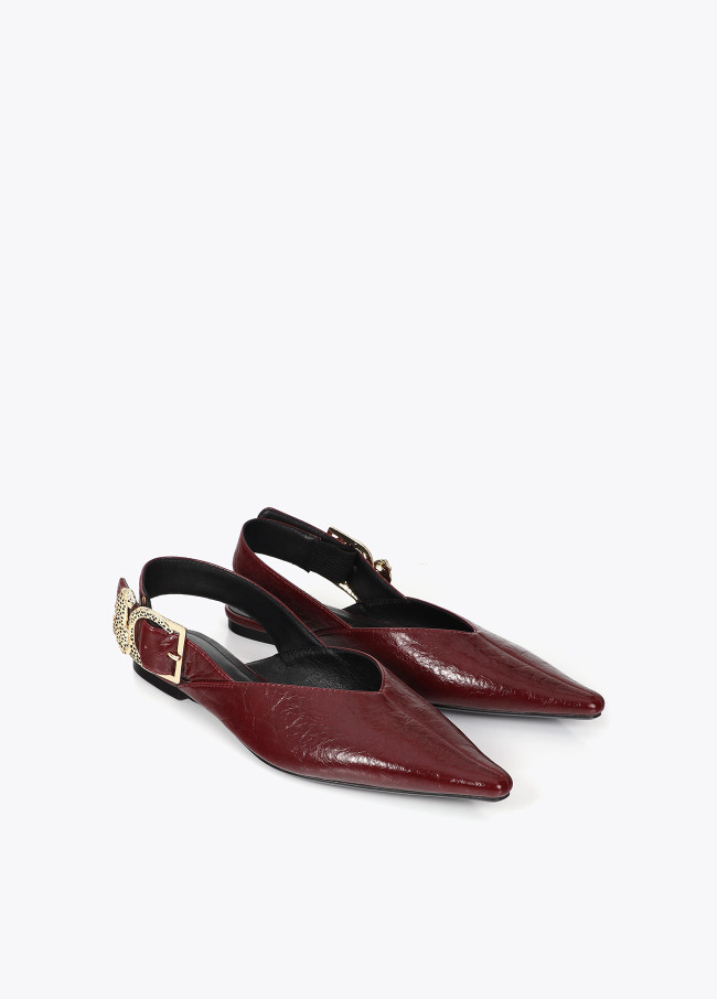 Flat Shoe with Leopard Buckle