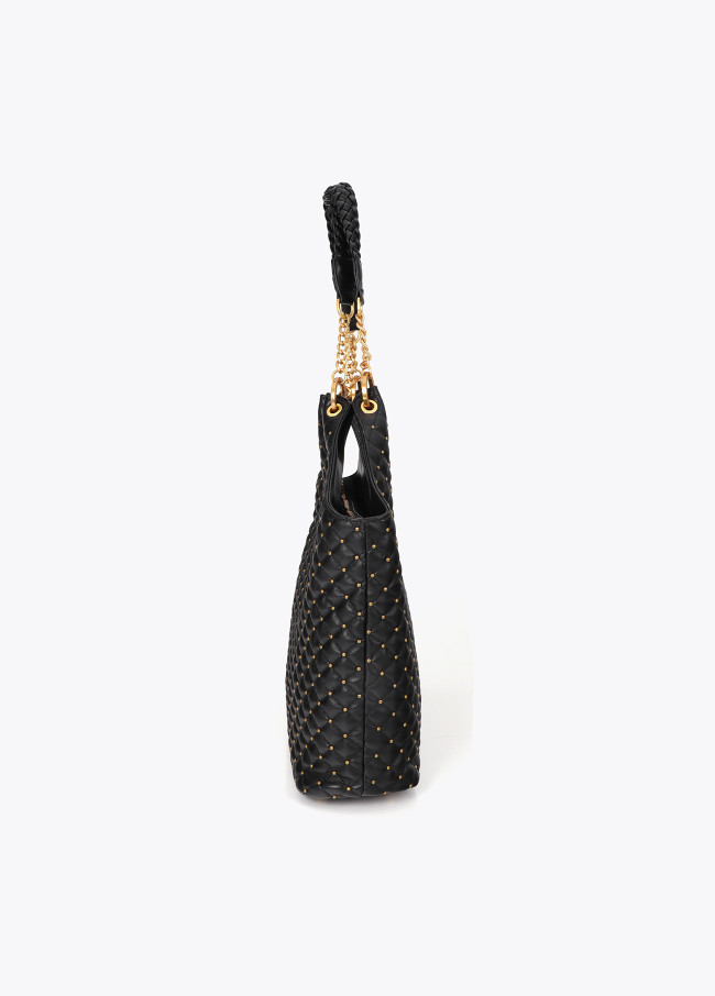Shopper acolchada con mini tachas