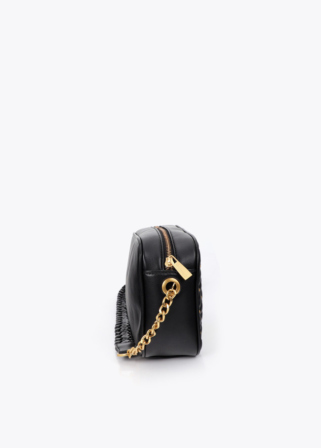 Bolsa Transversal Acolchoada com Mini Tachas