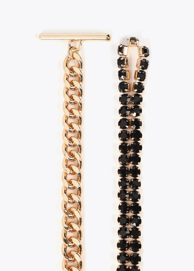 Colar Combinado Dourado e Pedras Pretas