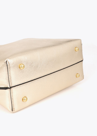 Shopper con detalle de cadena y logo leopardo