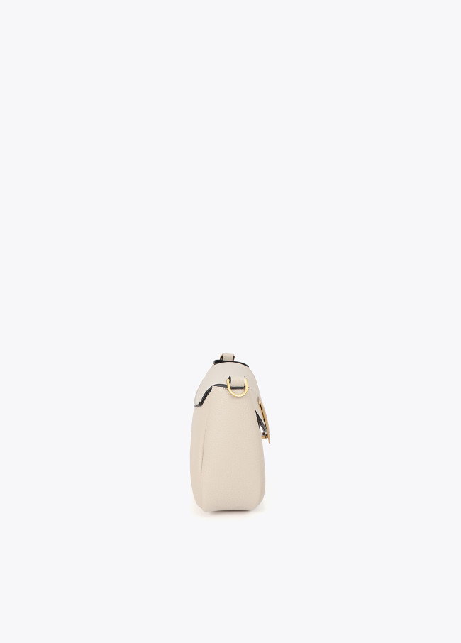Bolsa Tiracolo Efeito Pele com Fecho Metálico