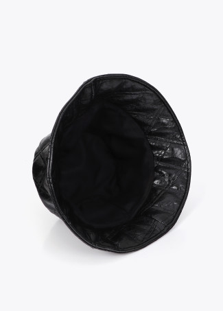 Cappello bucket effetto trapuntato con logo foderato