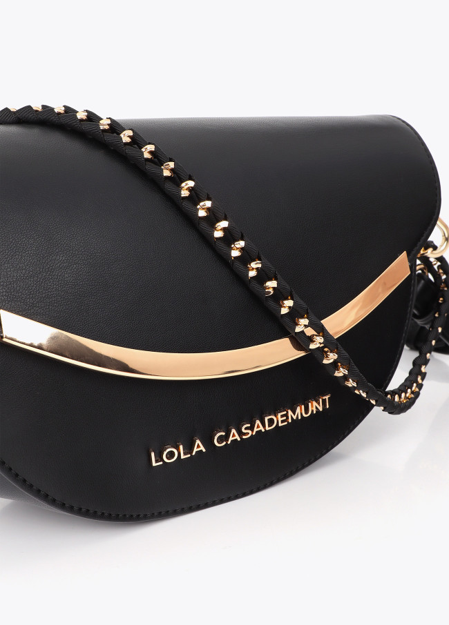 Bolsa Transversal com Detalhe Metálico