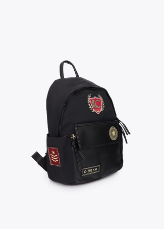 Mochila com Patches