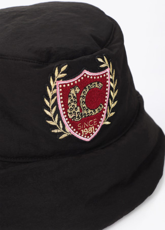 Stepp-Nylon-Bucket Hat mit Aufnähern