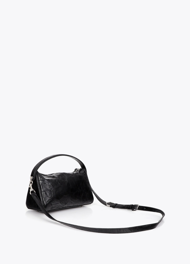 Bandolera efecto piel arrugada