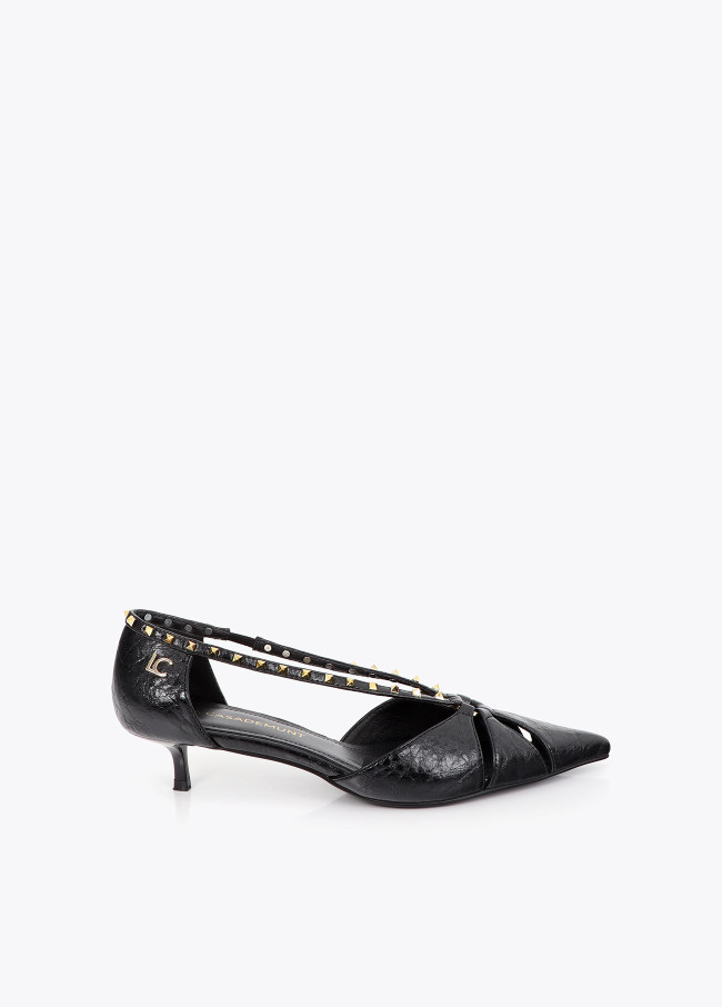 Stiletto semi abierto con tachas