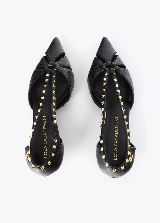Stiletto semi abierto con tachas