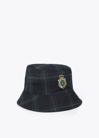 Bob à motif tartan avec détail écusson