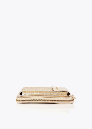 Mobile Case with Logo Stitching