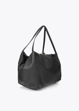Shopper aus Kunstleder mit Nieten