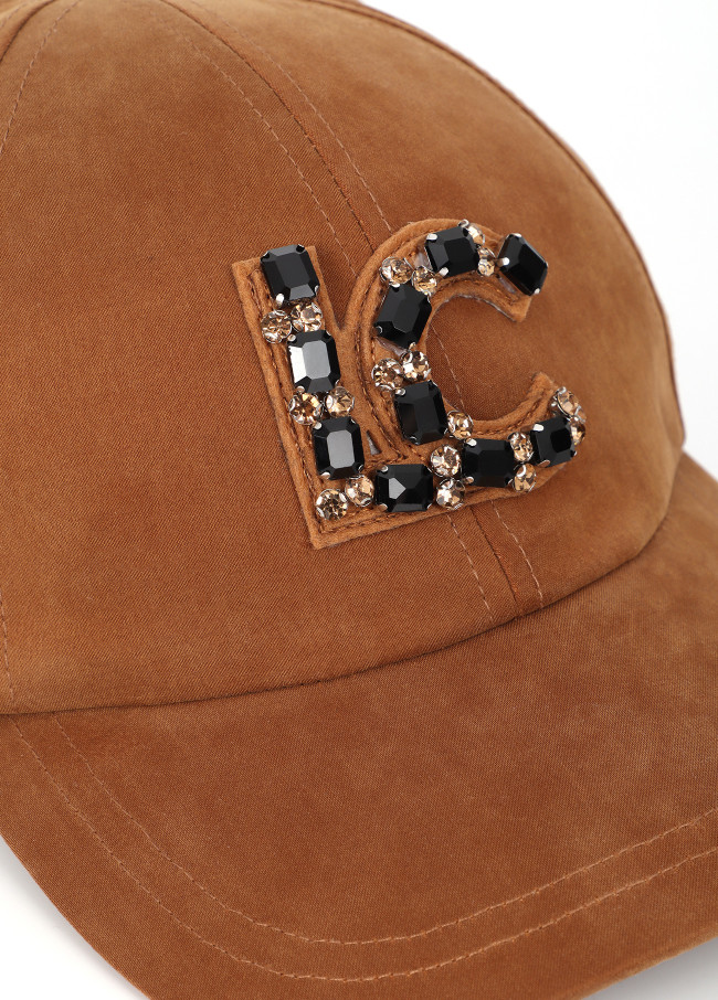 Cappello in tessuto con cristalli LC
