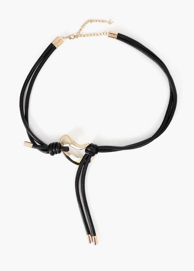 Ceinture nœud boucle irrégulière