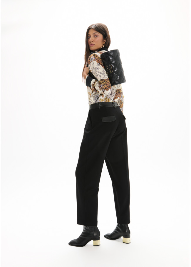 Camicia stampa leopardo e rifinitura