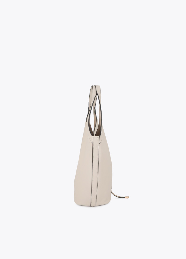 Shopper in Pelle Sintetica con Mini Borchie