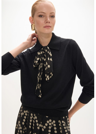 Pullover mit Schal-Detail