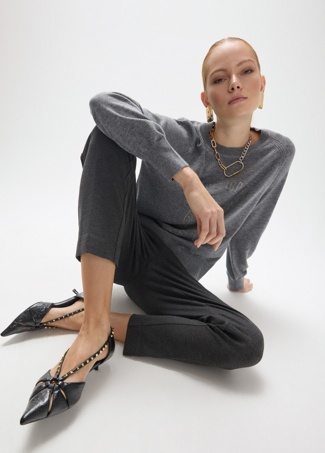 Pantalón con strass