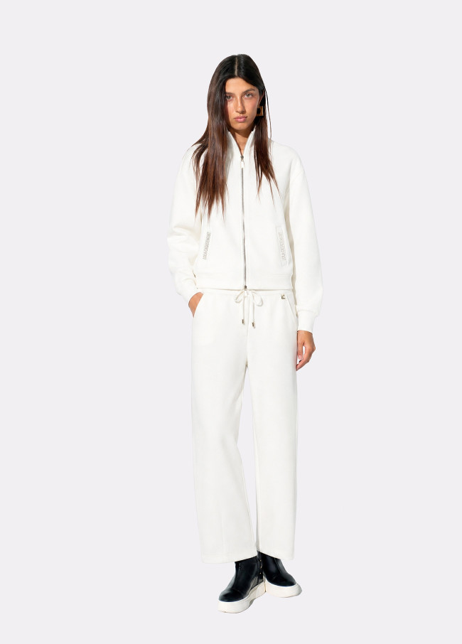 Sudadera blanca con strass