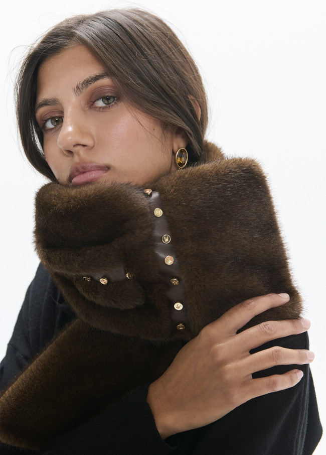 Fur Effect Collar with Custom Studs